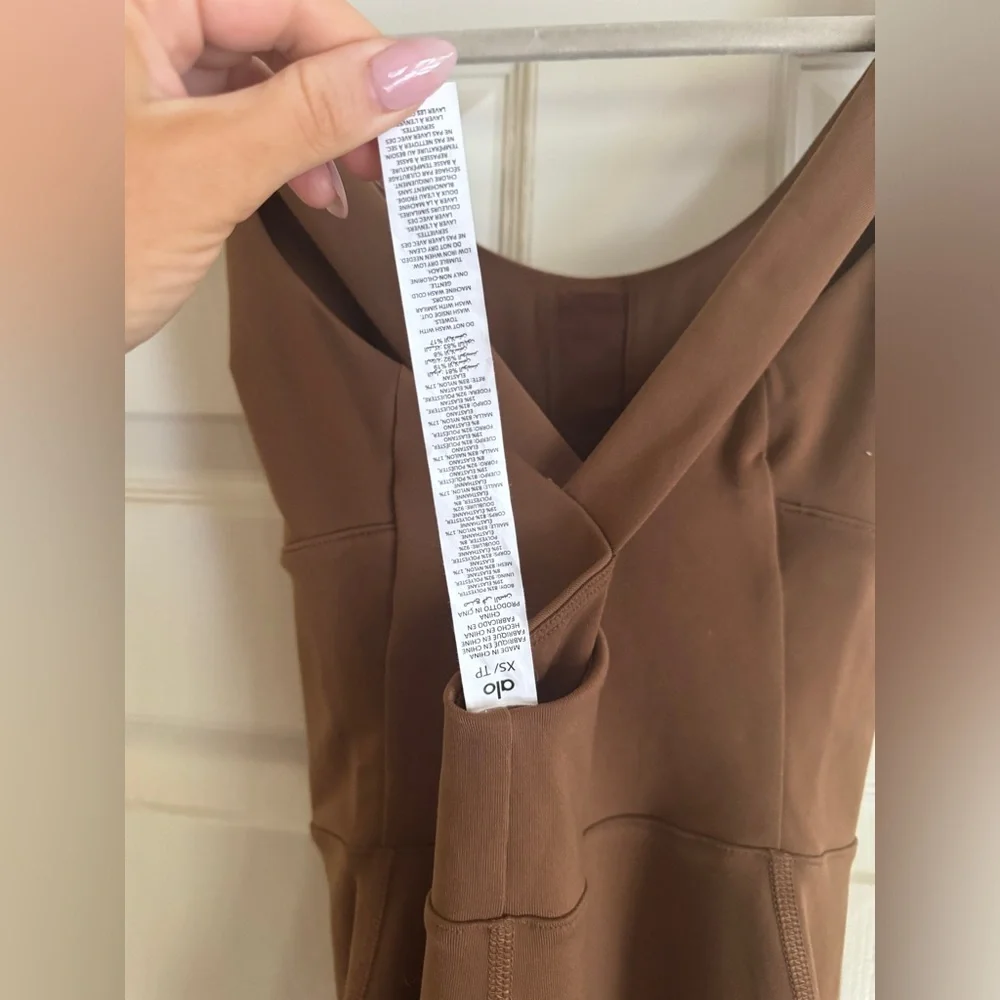 Airbrush Physique Onesie from ALO in cinnamon brown - Picture 9 of 11